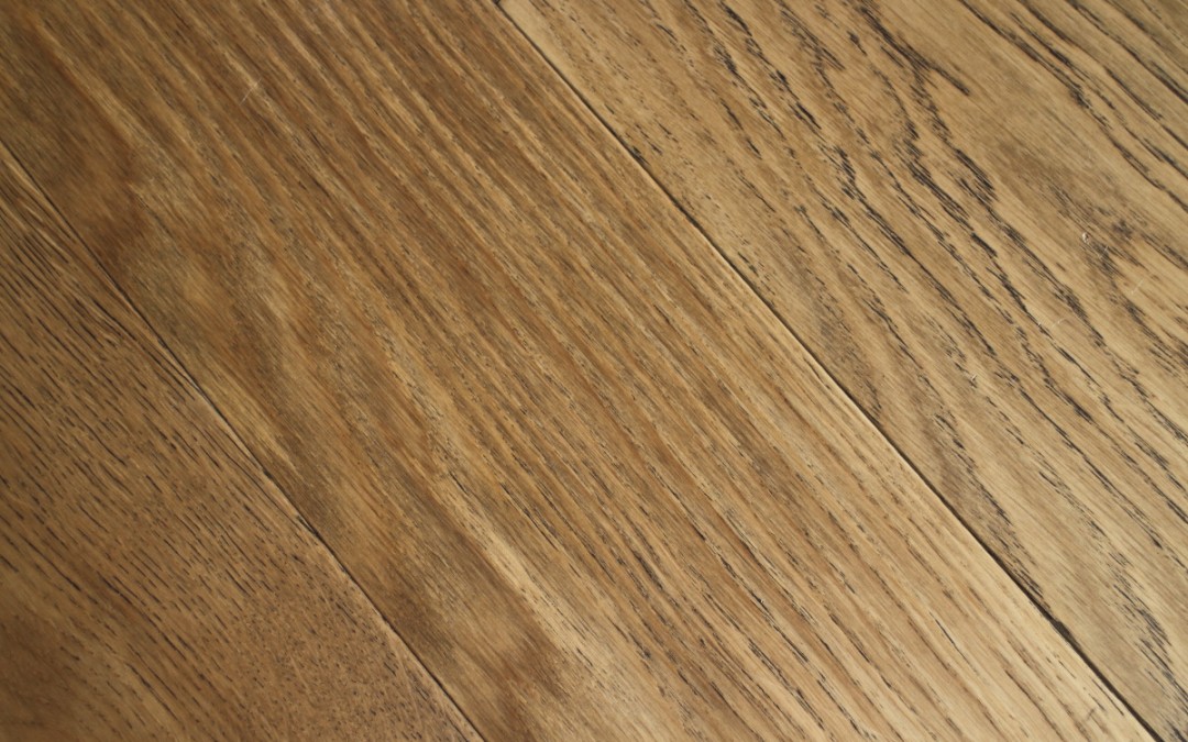 Traditional Medium Brown Oak