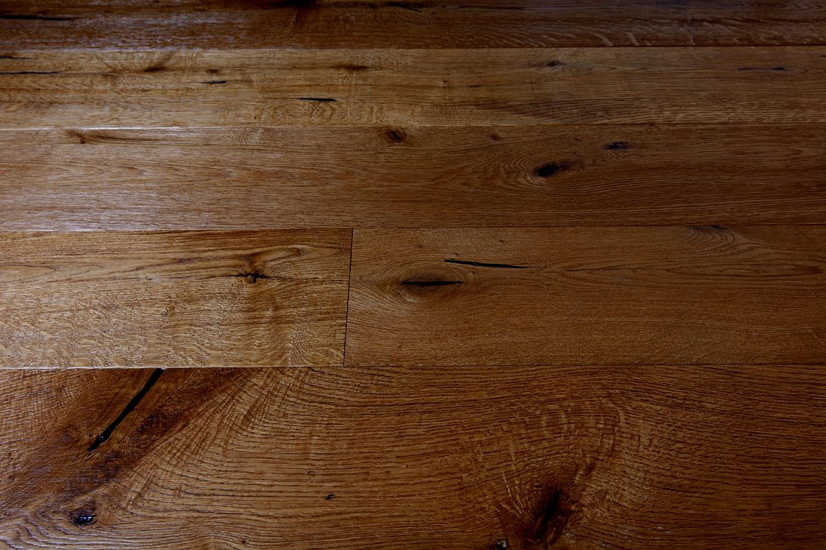 Distressed Colour Varied Textured Brown Oak Flooring